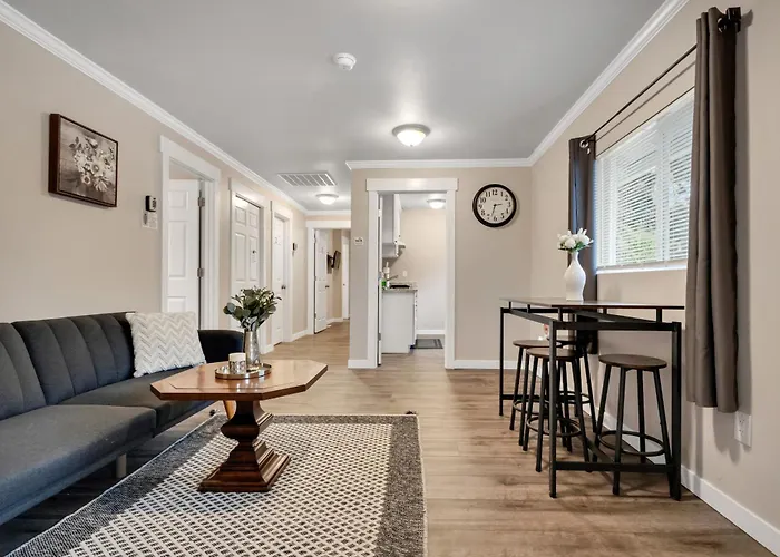 Judkins Guesthouse - Close To Downtown